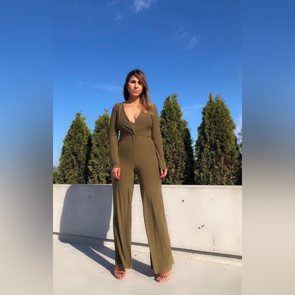 🛍️BEAUTIFUL JUMPER WORN ONCE
